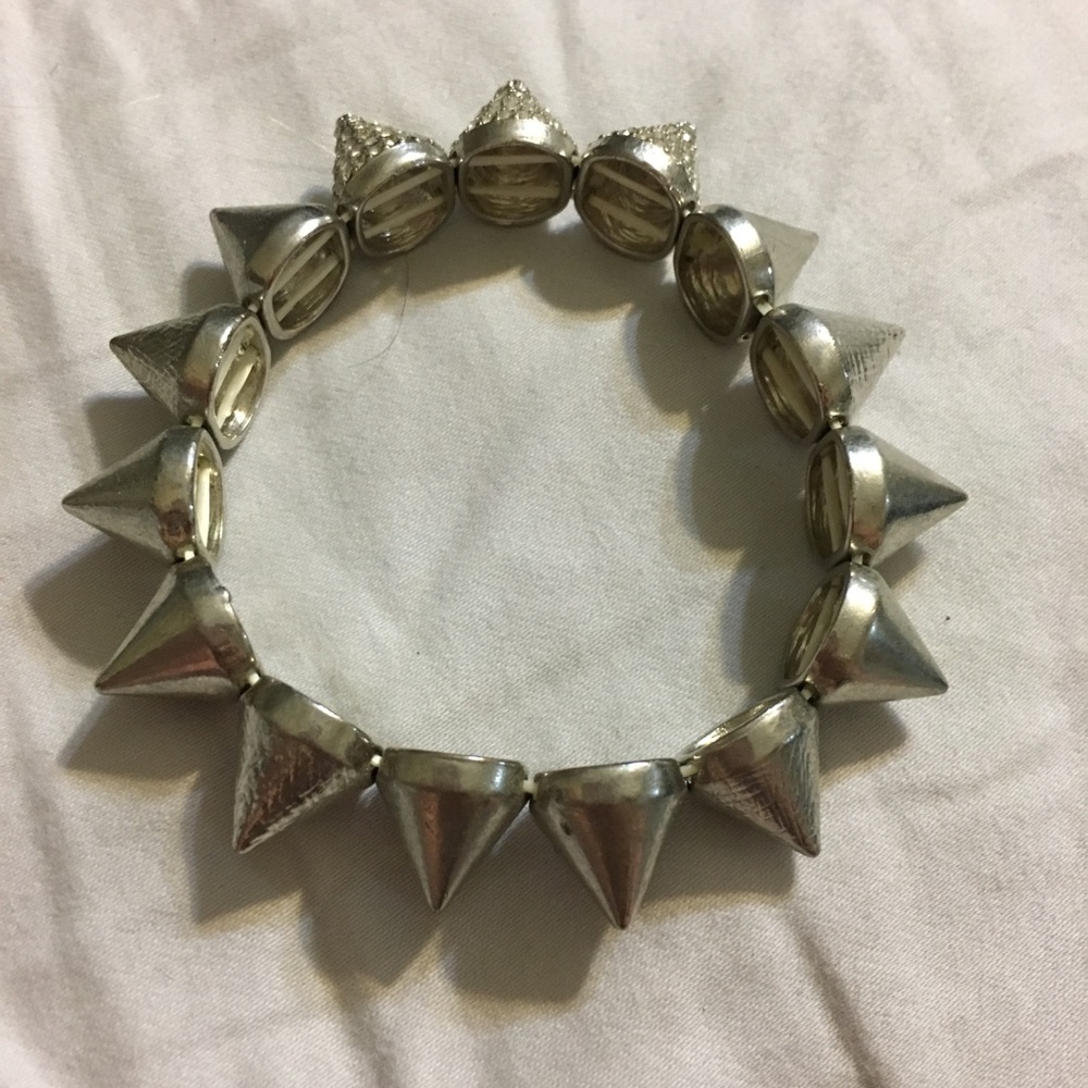 Fun spike bracelet